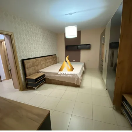 Tirane, jepet me qera apartament 2+1+Ballkon Kati 5, 90 m² 600 € (SIRI KODRA)