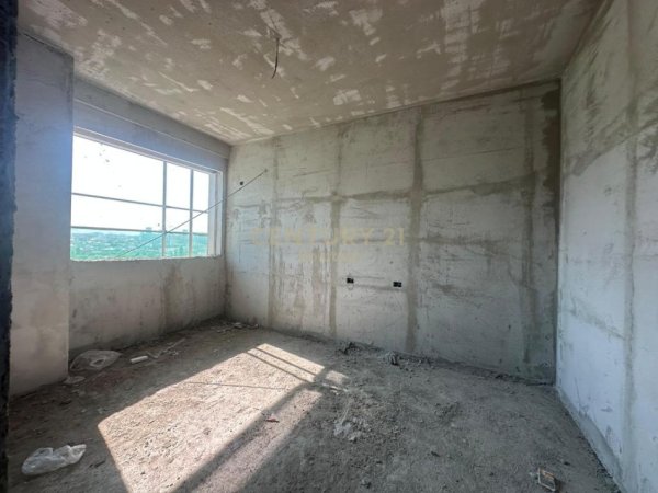 Tirane, shitet apartament 2+1 , 92 m² 90.000 € 