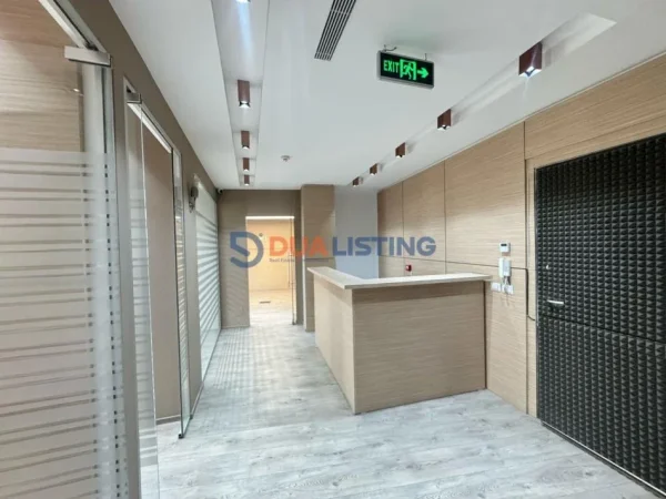 Tirane, shitet apartament 2+1+Ballkon Kati 8, 146 m² 490.000 € (Rruga e Elbasanit)