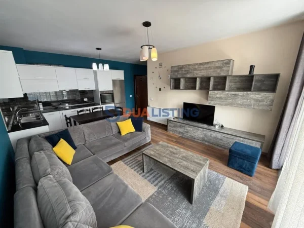 Tirane, jepet me qera apartament 2+1+Ballkon Kati 2, 105 m² 800 € (Kompleksi Mateo)