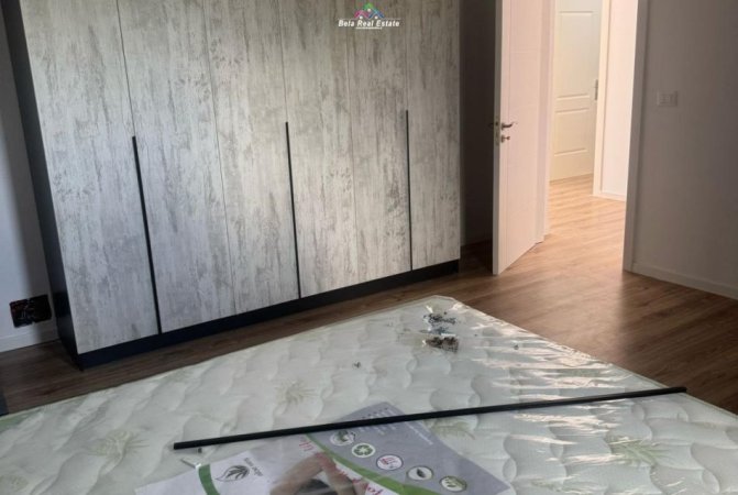 Tirane, jepet me qera Vile 2+1 Kati 1, 100 m² 350 € (prane Depove te Ujit)