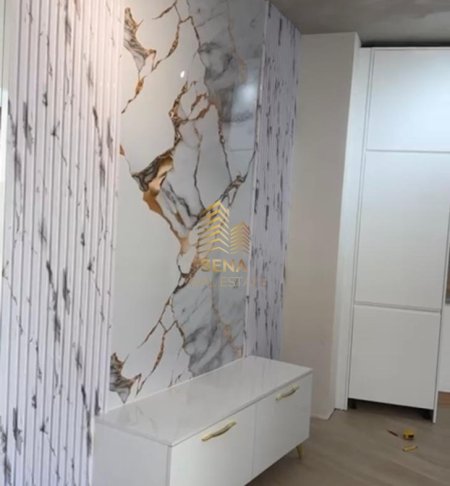 Tirane, jepet me qera apartament 1+1 Kati 8, 65 m² 600 € (Prane Bohem Lounge 1)