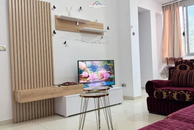 Tirane, jepet me qera apartament 2+1 Kati 5, 90 m² 1000 € (Prane Ambasades Amerikane)