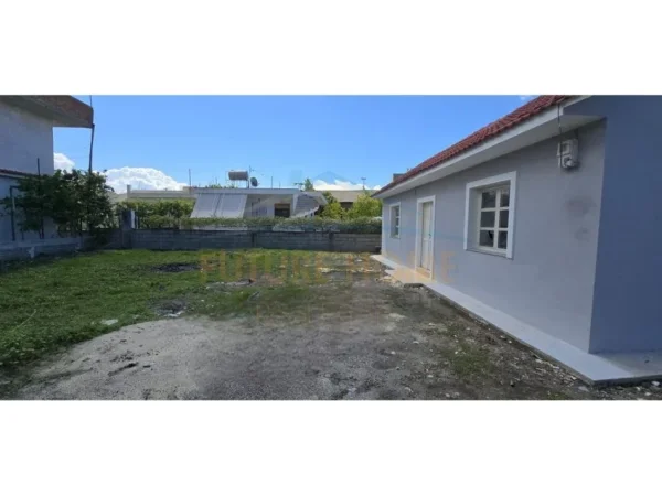 Durres, shitet shtepi 2+1 Kati 0, 344 m² 80.000 € 