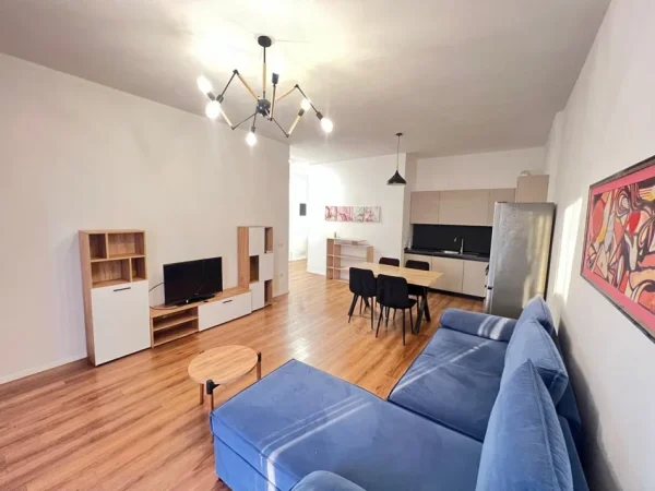 Tirane, jepet me qera apartament 2+1+Ballkon Kati 6, 100 m² 600 € (5 maj)