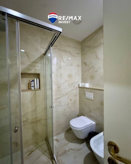Tirane, jepet me qera apartament 1+1 , 850 €
