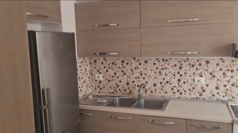 Tirane, jepet me qera apartament 2+1 Kati 3, 90 m² 650 € (Don Bosko Bujtina e Gjelit)