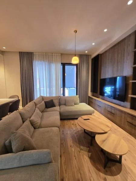 Tirane, jepet me qera apartament 2+1+Aneks+Ballkon Kati 5, 128 m² 1.200 € (Kompleksi Delijorgji)