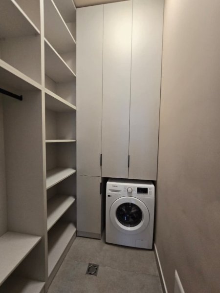 Tirane, jepet me qera apartament 2+1+Aneks+Ballkon Kati 5, 128 m² 1.200 € (Kompleksi Delijorgji)