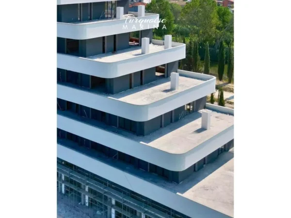 Gjiri Lalezit | Hamallaj, shitet apartament duplex Dublex Kati 0, 204 m² 335.000 € 