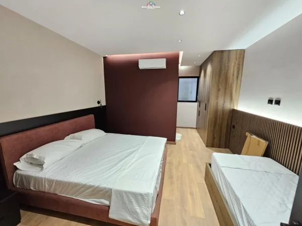 Tirane, jepet me qera apartament 1+1 Kati 1, 55 m² 700 € (myslym shyri)