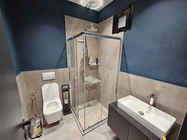 Tirane, jepet me qera apartament 1+1 Kati 1, 55 m² 700 € (myslym shyri)