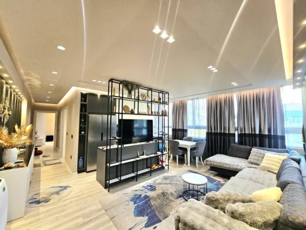 Tirane, shitet apartament 2+1 Kati 3, 92 m² 240.000 € (KOMUNEN E PARISIT)