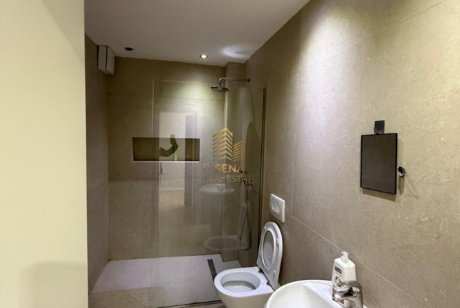 Tirane, shitet apartament 2+1+Ballkon Kati 4, 80 m² 144.000 € (Rruga Vllazen Huta)