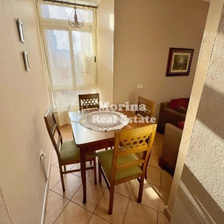 Tirane, jepet me qera apartament 1+1+Ballkon Kati 2, 55 m² 600 € (Sheshi Willson)