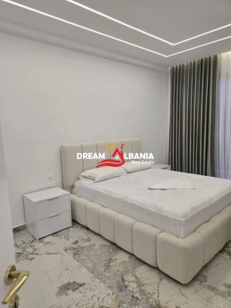 Tirane, jepet me qera apartament 1+1 , 76 m² 500 € (Paskuqan)