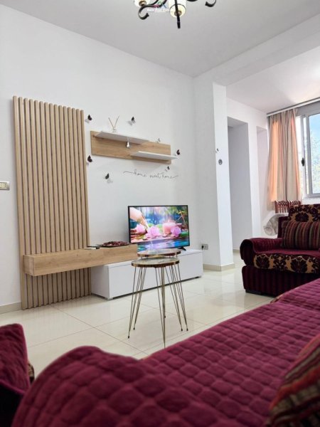 Tirane, jepet me qera apartament 2+1 Kati 5, 90 m² 1.000 € (rruga e elbasanit)