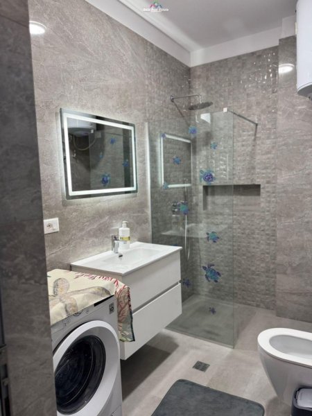 Tirane, jepet me qera apartament 2+1 Kati 5, 90 m² 1.000 € (rruga e elbasanit)