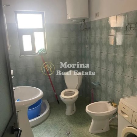 Tirane, jepet me qera apartament 1+1 Kati 1, 50 m² 400 € (Allias)