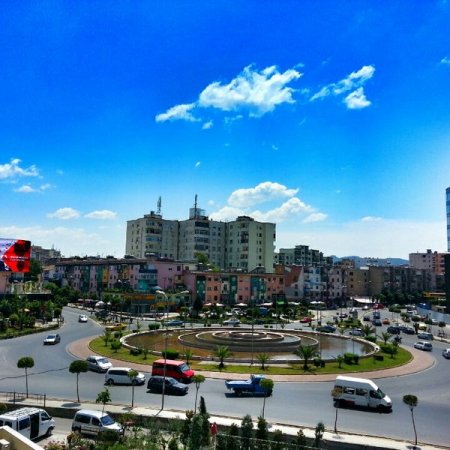 Tirane, shitet 1+1+Ballkon , 70 m² (Zogu i zi)