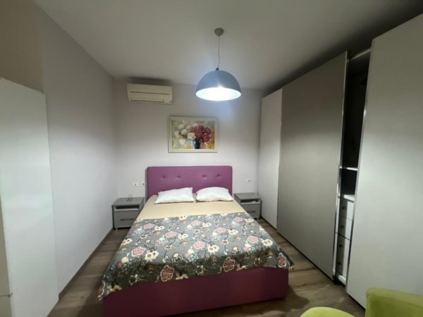 Shqiperi, jepet me qera apartament 2+1+Ballkon Kati 10, 93 m² 800 € 