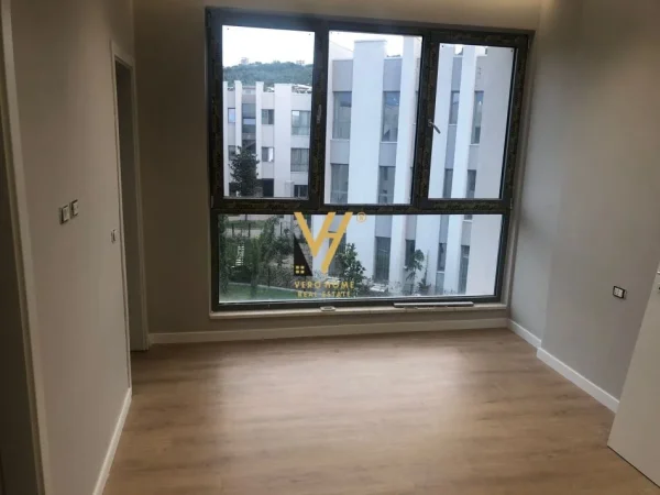 Tirane, jepet me qera apartament 2+1+Ballkon Kati 2, 134 m² 1.500 € (LIQENI I THATE , GREEN VALLEY)