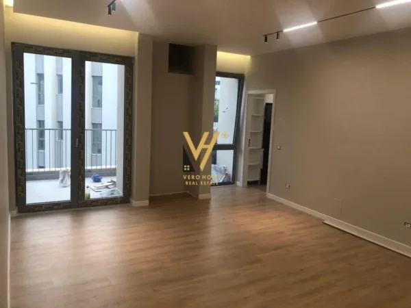 Tirane, jepet me qera apartament 2+1+Ballkon Kati 2, 134 m² 1.500 € (LIQENI I THATE , GREEN VALLEY)