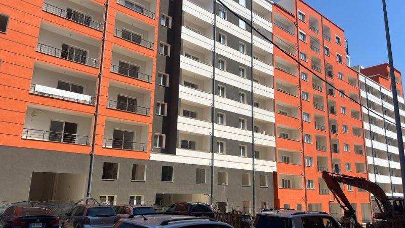 Tirane, shitet apartament 2+1+Ballkon Kati 5, 94 m² 165.000 € (Yzberisht)