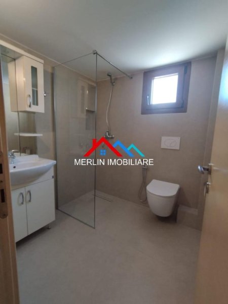 Tirane, jepet me qera apartament 2+1+Ballkon Kati 3, 85 m² 500 € (RRUGA PJETER BUDI,QYTET STUDENTI)
