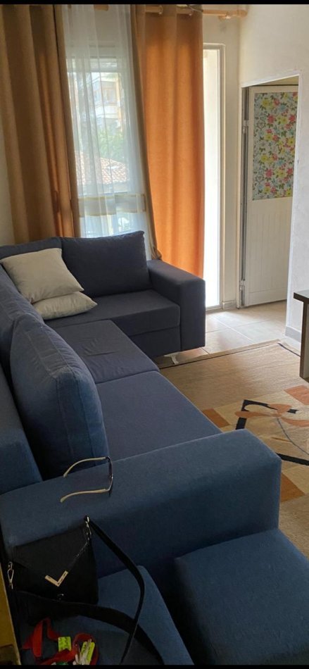 Tirane, jap me qera apartament 2+1+Ballkon Kati 3, 112 m² 600 € (Qender Rruga Bardhok Biba)