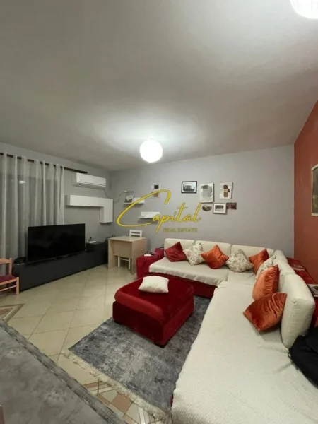 Tirane, jepet me qera apartament 2+1 Kati 3, 106 m² 620 € (YZBERISHT)