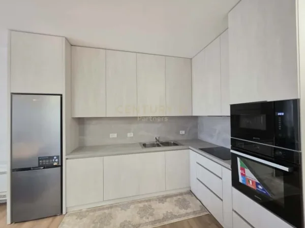 Tirane, jepet me qera apartament 2+1 Kati 3, 100 m² 801 € (Don Bosko)