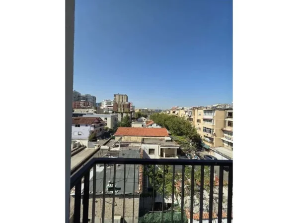 Tirane, jepet me qera apartament 2+1 Kati 3, 100 m² 801 € (Don Bosko)