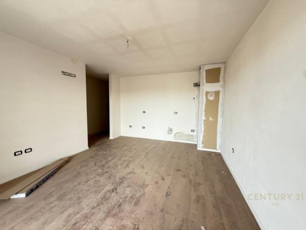 Tirane, shes apartament 2+1 Kati 9, 84 m² 125.000 € (Garden Rezidence Turdiu)