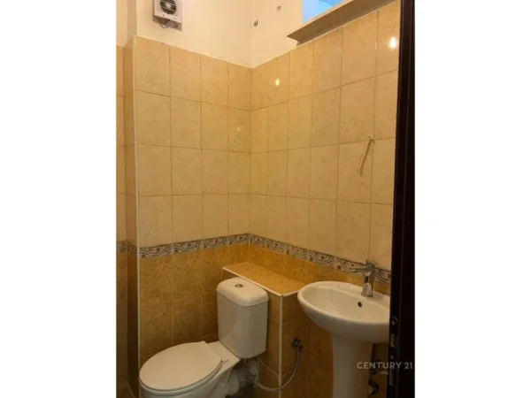 Tirane, shes apartament 2+1 Kati 7, 97 m² 135.000 € (Rruga Muhamed Deliu)