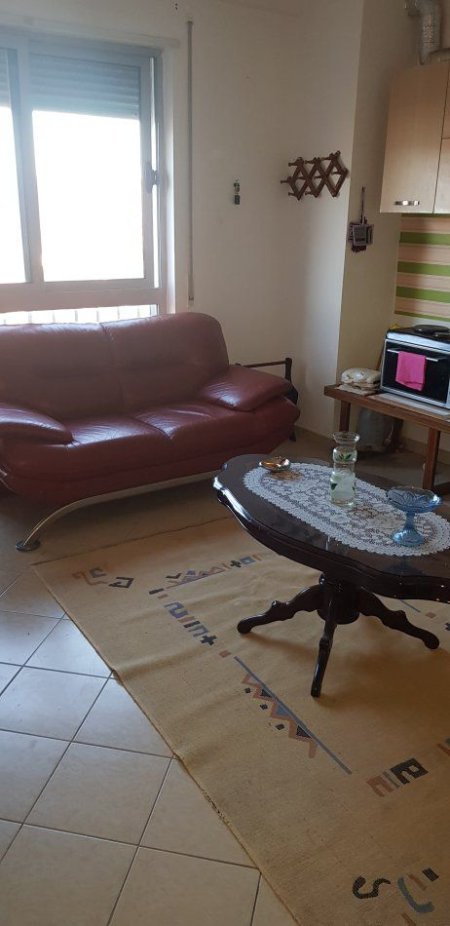 Tirane, jepet me qera apartament 1+1 Kati 6, 55 m² 359 € (RRUGA E KAVAJES)