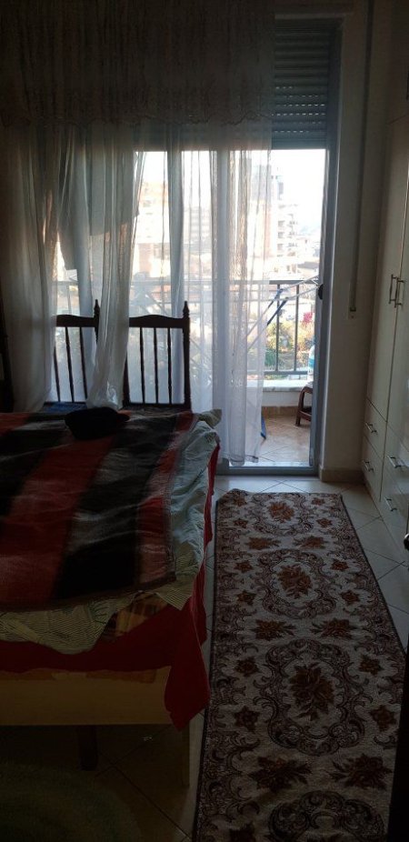 Tirane, jepet me qera apartament 1+1 Kati 6, 55 m² 359 € (RRUGA E KAVAJES)