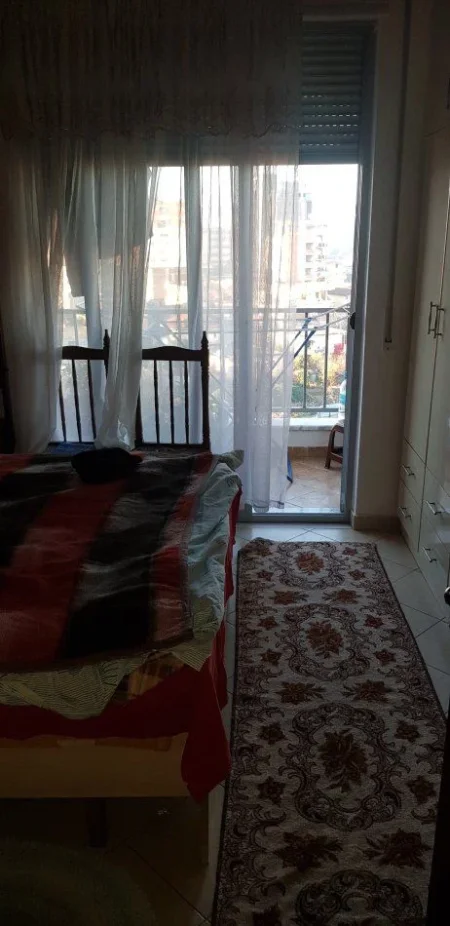Tirane, jepet me qera apartament 1+1 Kati 6, 55 m² 359 € (RRUGA E KAVAJES)