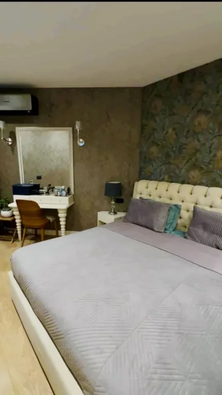 Tirane, shes apartament 2+1+Ballkon Kati 4, 82 m² 214.000 € (Kopshti Botanik te Pizzeri Pavaroti)