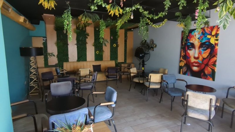Tirane, shitet bar-kafe , 75 m² (Marteniter i Ri)