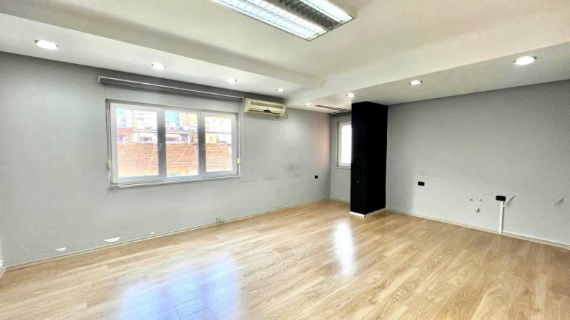 Me Qera : Zyre me 3 Ambiente Pune 📍Sheshi Wilson (Posta 8) - 800€ || Kt.3 - S.110m² -Vendodhje Perfekte✨️