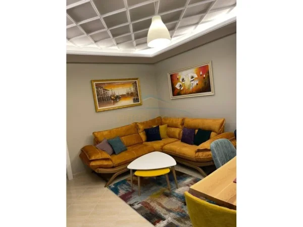 Durres, shitet apartament 2+1+Ballkon Kati 4, 97 m² 210.000 € (Mali i Robit)