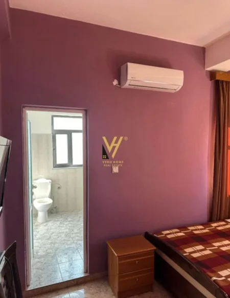Korce, shitet hotel Kati 0, 3.100 m² 400.000 € (KORCE)