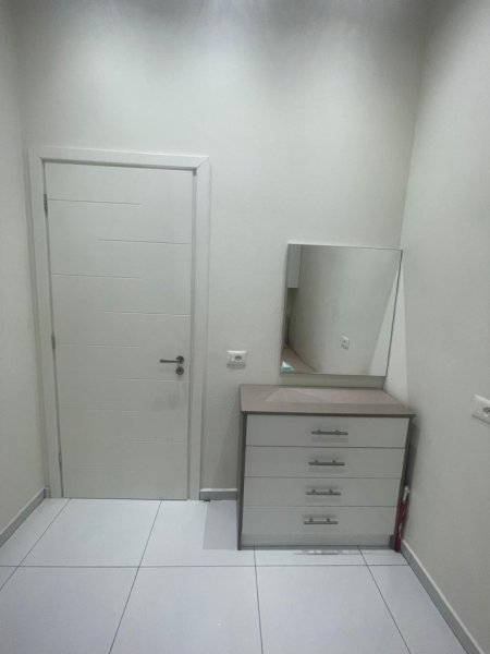 Jepet me Qera Super Apartament 2+1 tek Fundi i Jordan Misjes, Kati 3, 80 m² 450 €uro