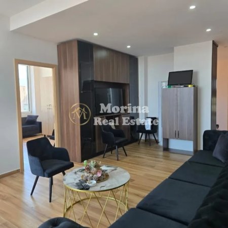 Tirane, jepet me qera apartament 5+1+Ballkon Kati 6, 200 m² 1.500 € (Rruga E Dibres)