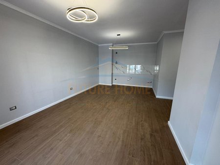 Tirane, shitet apartament 2+1 Kati 4, 107 m² 14.300.000 € 