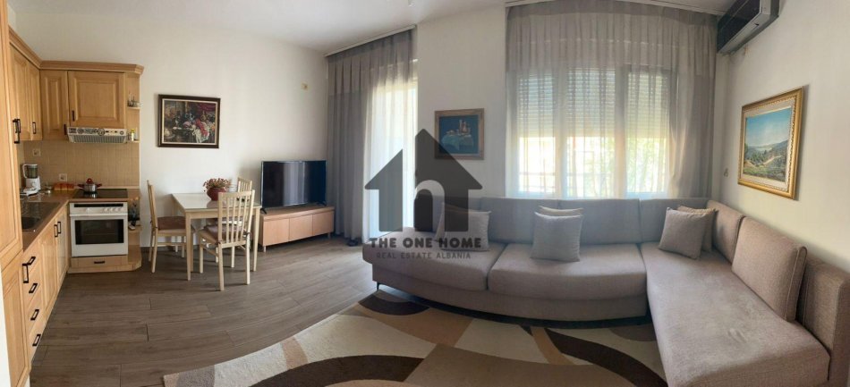 Tirane, jepet me qera apartament 2+1+Ballkon Kati 4, 90 m² 750 € (Myslym Shyre)