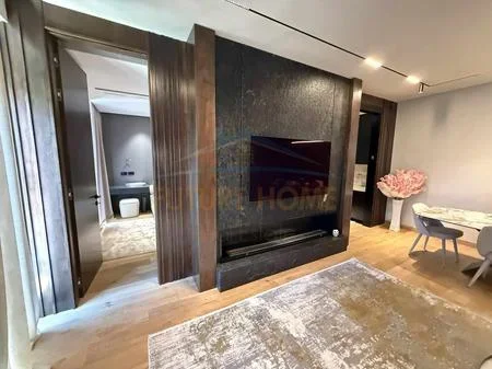 Tirane, jepet me qera apartament 3+1 Kati 2, 159 m² 2.500 € 