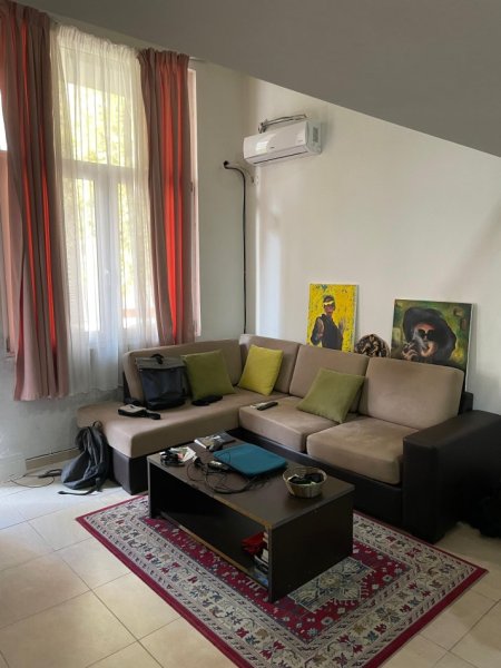 Tirane, jepet me qera apartament 1+1+Ballkon Kati 2, 70 m² 450 € (Pallatet - Grand)