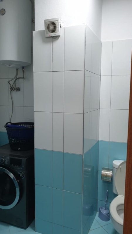 Tirane, jepet me qera apartament 2+1+Ballkon Kati 2, 100 m² 460 € (Fresk /Kompleksi Kotorri)